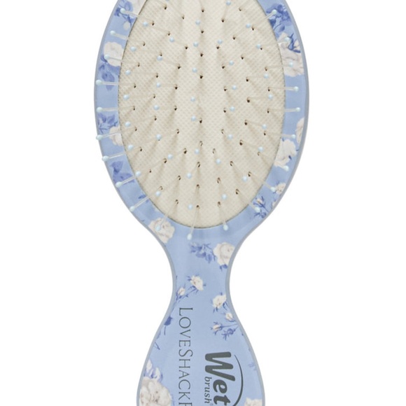 LoveShackFancy X Wet Brush Everblooming Rosettes Mini Detangler - Picture 4 of 5
